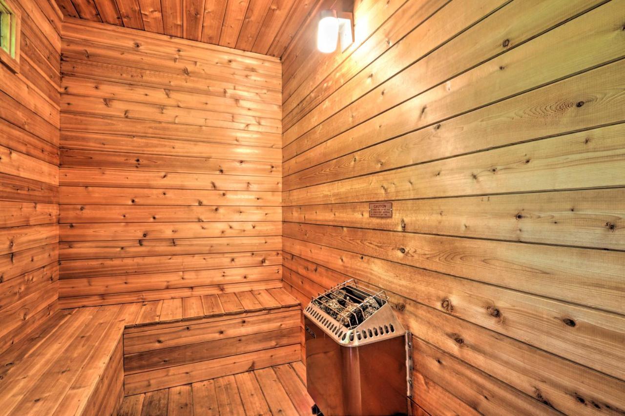 Gatlinburg Chalet with Hot Tub, Sauna&Mountain View Exterior foto